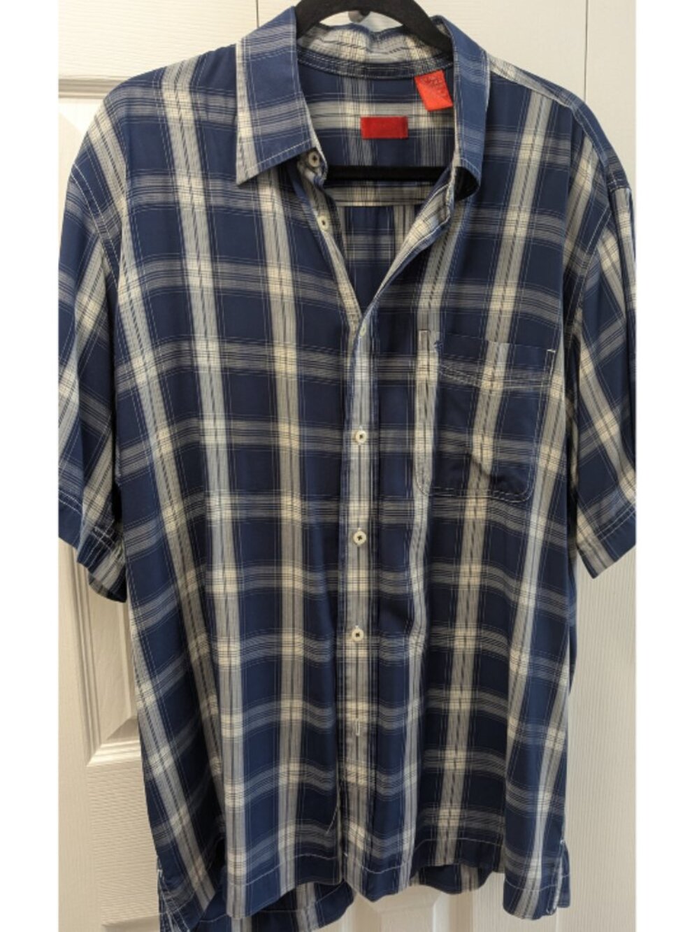 IZOD Men's Regular-Fit Plaid Shirt size L